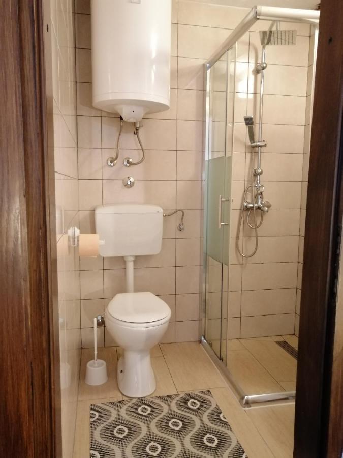 Studio Apartman Nona Angela-Valun Cres Exteriör bild